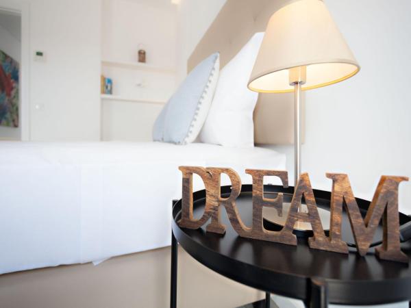 Faro Clara Suites : photo 2 de la chambre chambre double standard