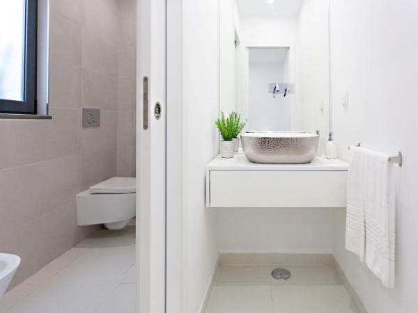 Faro Clara Suites : photo 3 de la chambre chambre double deluxe