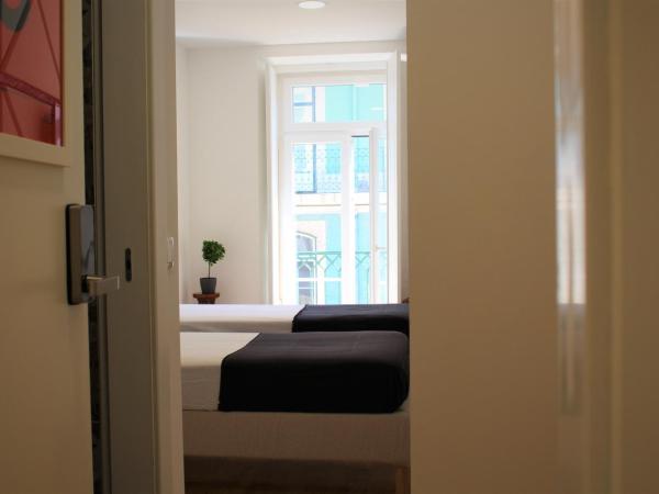 Frutaria - Lisbon Suites : photo 4 de la chambre chambre double ou lits jumeaux standard avec balcon