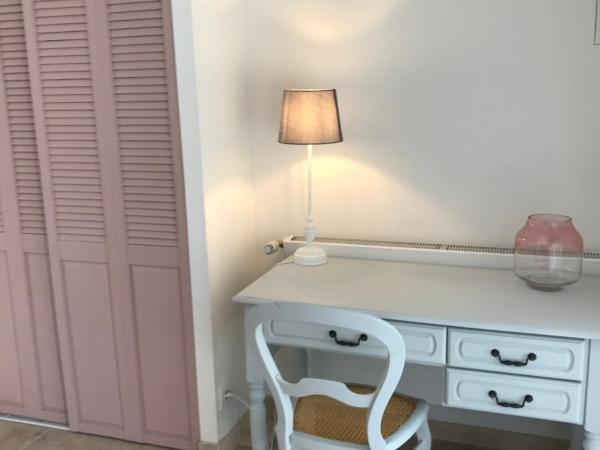 MAS DE LA FADETO : photo 7 de la chambre chambre double - vue sur jardin