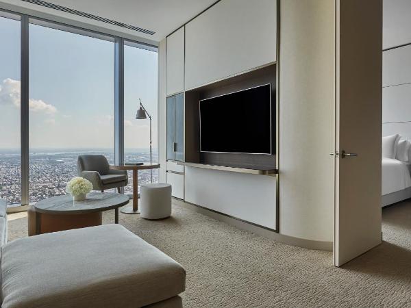 Four Seasons Hotel Philadelphia at Comcast Center : photo 1 de la chambre suite avec 1 chambre lit king-size - vue sur ville