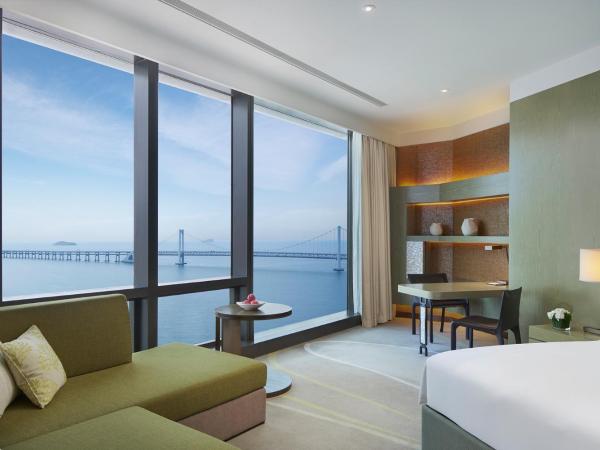 Grand Hyatt Dalian : photo 1 de la chambre chambre lit king-size - vue sur océan