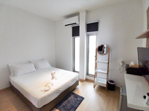 ALEXA Nimman : photo 3 de la chambre chambre double avec salle de bains privative