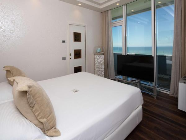Best Western Maison B Hotel : photo 2 de la chambre appartement de grand standing avec vue sur mer