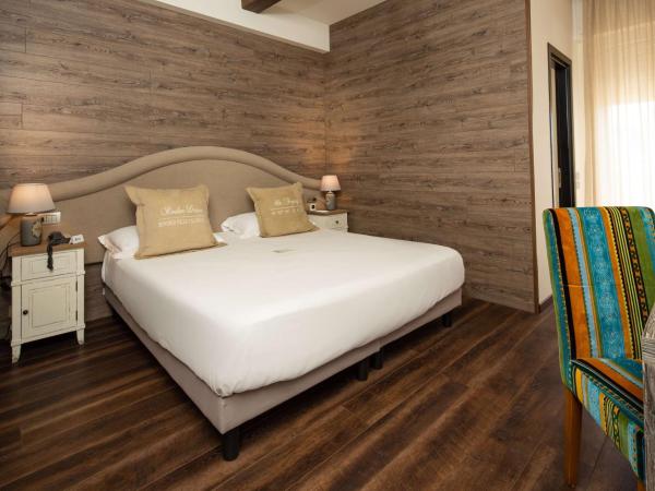 Best Western Maison B Hotel : photo 5 de la chambre chambre double ou lits jumeaux de luxe avec balcon et vue sur la mer 