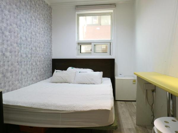 Hostel Korea - Original : photo 4 de la chambre chambre double avec salle de bains commune