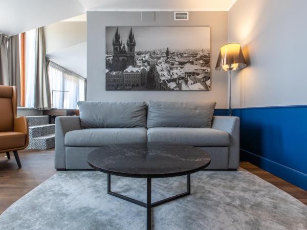 Radisson Blu Hotel Prague : photo 4 de la chambre suite avec terrasse