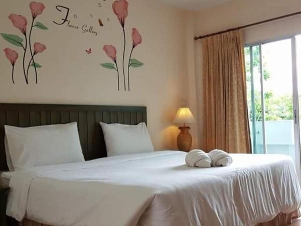 Baan Suksiri Hotel : photo 3 de la chambre chambre double standard