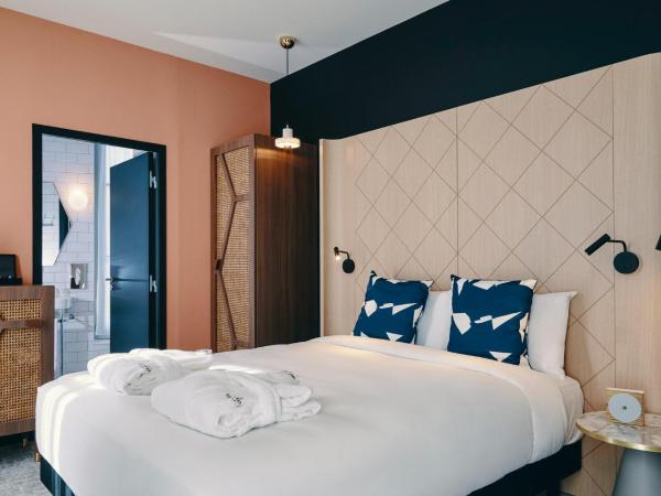 Mercure Marseille Canebière Vieux-Port : photo 8 de la chambre chambre double privilège