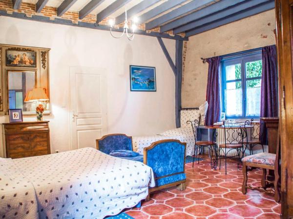 Manoir de la Maison Blanche : photo 1 de la chambre chambre triple confort avec douche