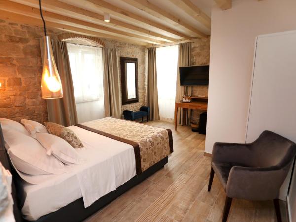 Villa Teuta : photo 1 de la chambre chambre lit king-size deluxe