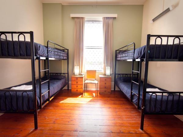 The Nunnery Accommodation : photo 2 de la chambre lit dans dortoir mixte de 4 lits