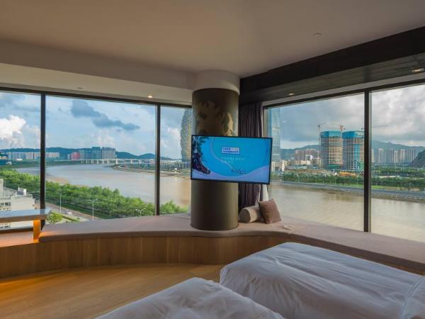 The Macau Roosevelt Hotel : photo 2 de la chambre suite lits jumeaux - vue sur mer