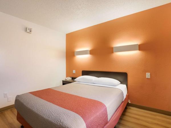 Motel 6-Orlando, FL - International Dr : photo 4 de la chambre chambre double