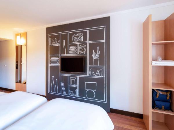 Ibis Sarlat Centre : photo 2 de la chambre chambre lits jumeaux