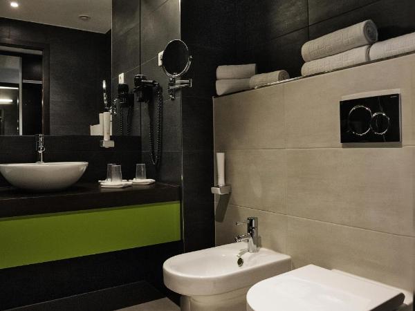 Art Hotel Szeged : photo 3 de la chambre suite 2 chambres