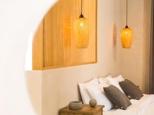 Calmare suites : photo 3 de la chambre superior suite -semi ground floor