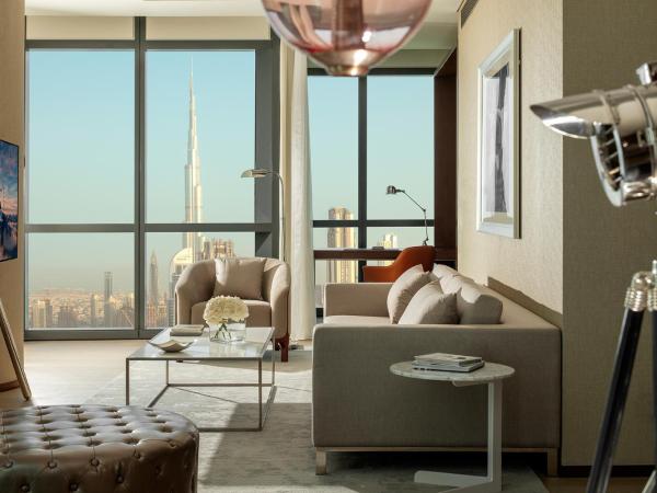 Paramount Hotel Dubai : photo 3 de la chambre suite premiere avec vue panoramique