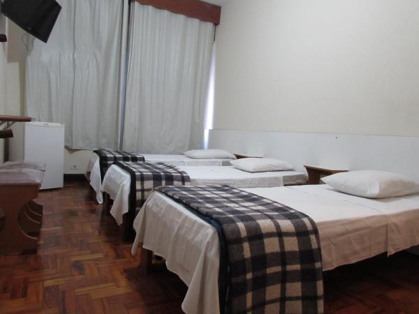 Pax Hotel , próximo da 25 de Março, Brás, Bom Retiro e República : photo 2 de la chambre chambre quadruple Économique