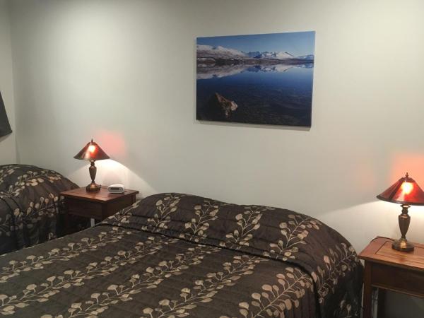 Woodlands Motels And Apartments : photo 6 de la chambre suite supérieure 