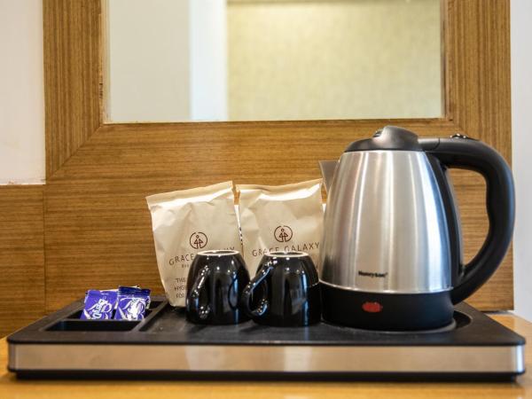 Hotel Grace Galaxy : photo 3 de la chambre chambre supérieure lit queen-size