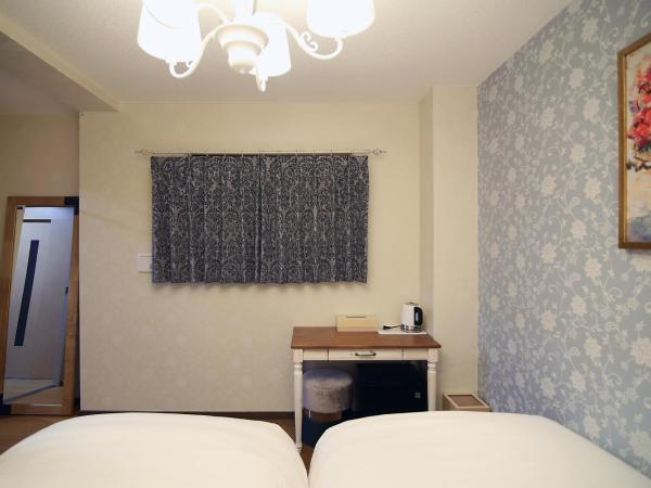 SHINJUKU GLOBAL HOTEL : photo 6 de la chambre chambre lits jumeaux avec baignoire