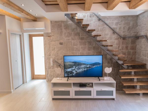 Limestone Heritage House : photo 1 de la chambre appartement supérieur