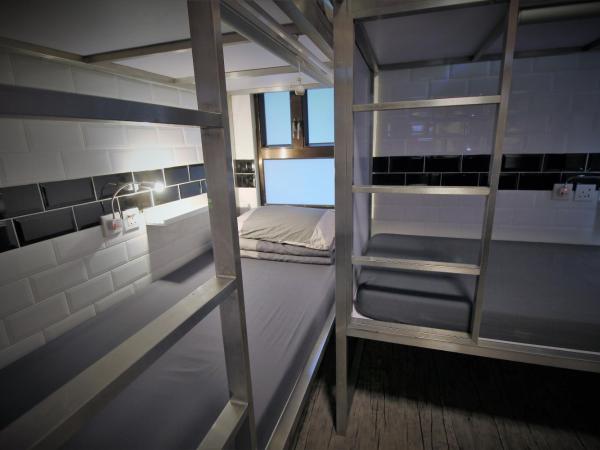 Urban Pack : photo 3 de la chambre lit dans dortoir mixte de 8 lits