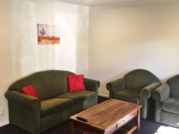 Woodlands Motels And Apartments : photo 10 de la chambre suite supérieure 