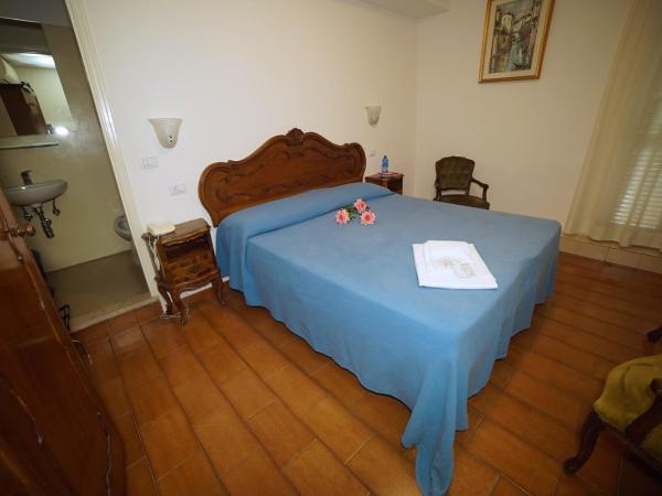Hotel Canada : photo 1 de la chambre chambre double ou lits jumeaux standard