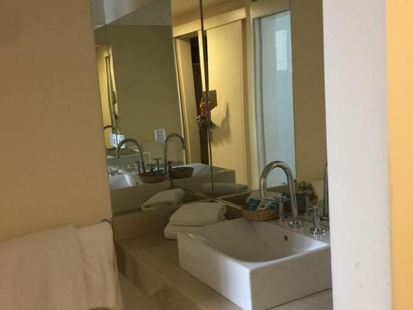 Hotel Cervantes : photo 6 de la chambre chambre double supérieure