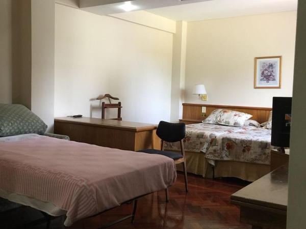 Hotel Cervantes : photo 9 de la chambre chambre lits jumeaux supérieure