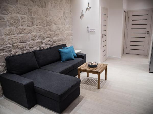 Limestone Heritage House : photo 8 de la chambre studio