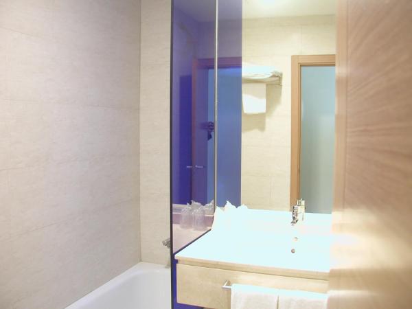 Hotel Moon : photo 7 de la chambre chambre double ou lits jumeaux