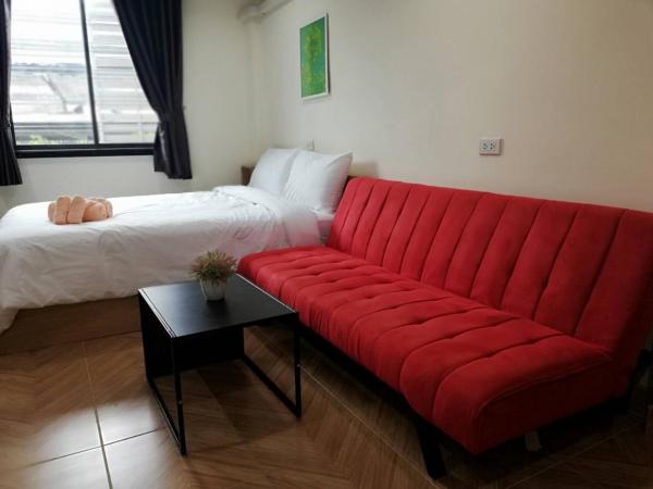 Double D Rooms & Cafe : photo 7 de la chambre grande chambre double 