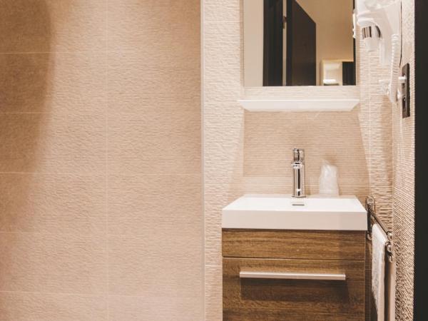 Hôtel Hors-Château - Liège Centre Historique : photo 1 de la chambre chambre double standard