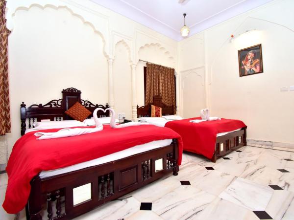 Hotel Kalyan : photo 2 de la chambre chambre familiale avec ventilateur (4 adultes)