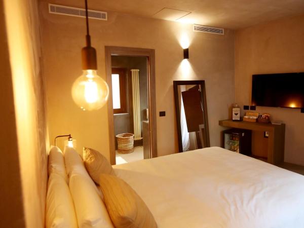 Casa Nostra Boutique Hotel & Spa : photo 7 de la chambre suite deluxe avec baignoire spa