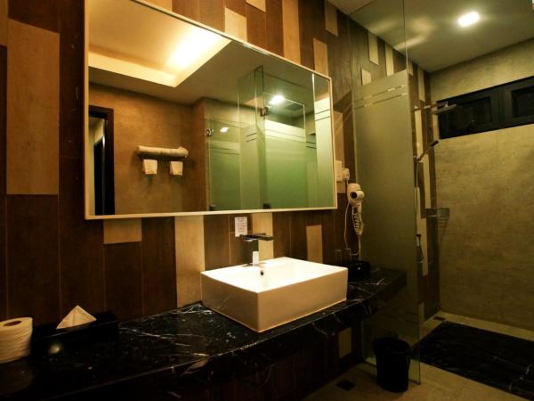 Kokol Haven Resort : photo 5 de la chambre chambre lits jumeaux - vue sur ville