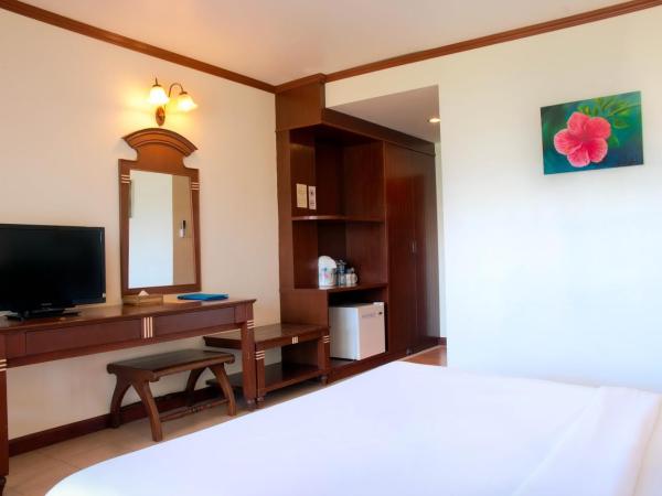 Lanta Casuarina Beach Resort - SHA Plus : photo 4 de la chambre chambre double ou lits jumeaux standard
