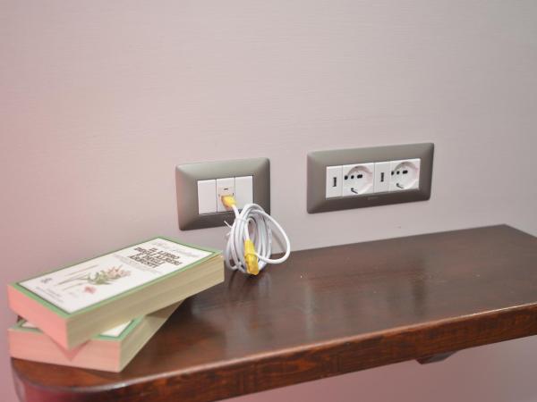 Guest house l'Edera di Gavina apt : photo 2 de la chambre grande chambre double