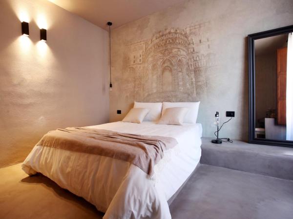 Casa Nostra Luxury Suites & Spa : photo 3 de la chambre chambre double deluxe avec balcon