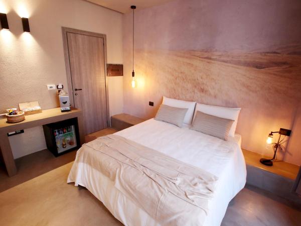 Casa Nostra Luxury Suites & Spa : photo 3 de la chambre chambre double deluxe avec balcon