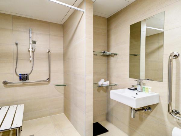 VR Queen Street Hotel & Suites : photo 6 de la chambre chambre lit king-size premier