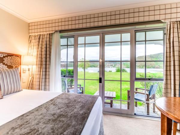 VR Rotorua Lake Resort : photo 4 de la chambre chambre lits jumeaux - vue sur lac