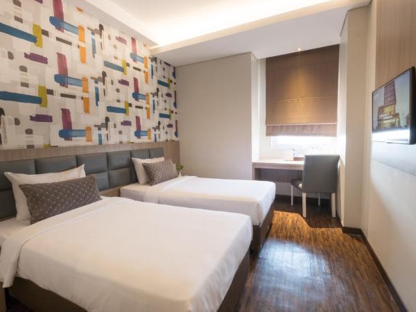 Hotel 88 ITC Fatmawati Jakarta By WH : photo 3 de la chambre chambre lits jumeaux deluxe