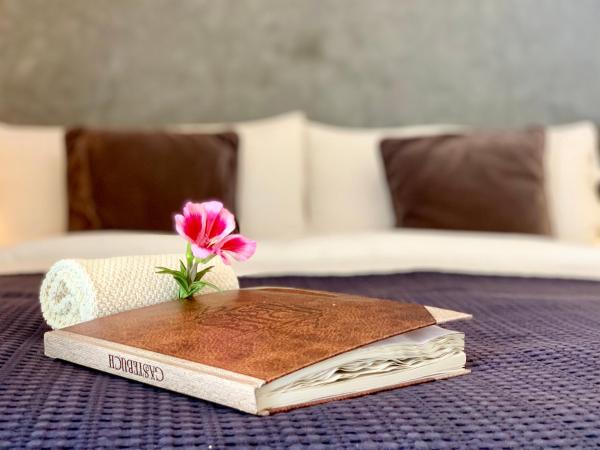 Riad 11 Zitoune : photo 4 de la chambre chambre double ou lits jumeaux olive