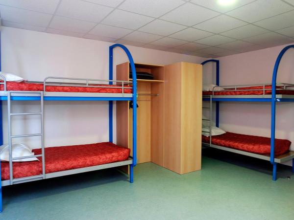 ETHIC ETAPES DIJON Accueil 24h24 et parking gratuit : photo 3 de la chambre lit superposé dans dortoir pour femmes