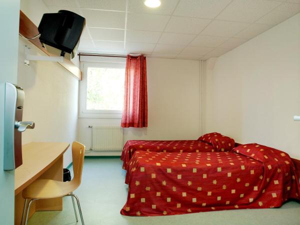 ETHIC ETAPES DIJON Accueil 24h24 et parking gratuit : photo 5 de la chambre chambre lits jumeaux