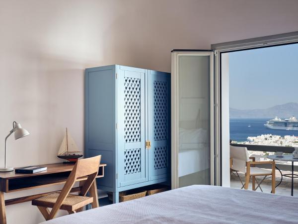 Belvedere Mykonos - Hilltop Rooms & Suites - The Leading Hotels of the World : photo 5 de la chambre chambre perchée sur colline - vue sur mer